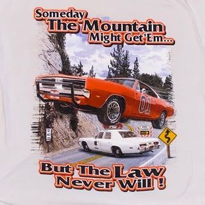 Cooter’s Gatlinburg Tennessee Smokey and the Bandit tee shirt